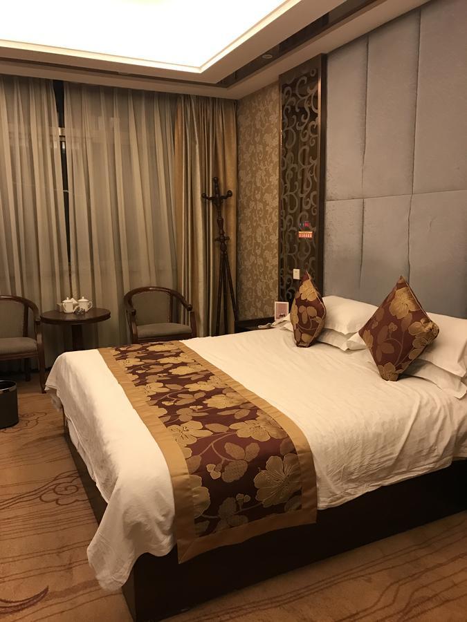 Huayu Paradise International Hotel Λάσα Εξωτερικό φωτογραφία