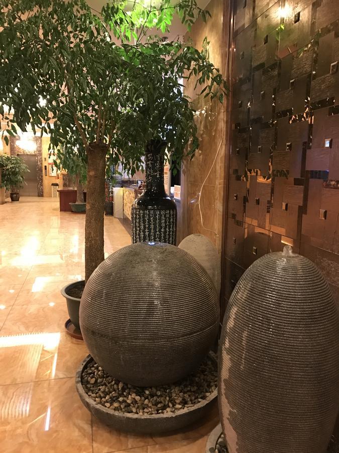 Huayu Paradise International Hotel Λάσα Εξωτερικό φωτογραφία